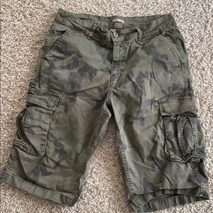 Men’s (older boy) cargo style camouflage shorts